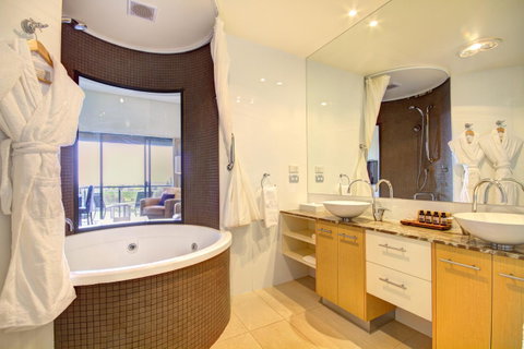 Balgownie Estate Yarra Valley - VIC Tourism 22