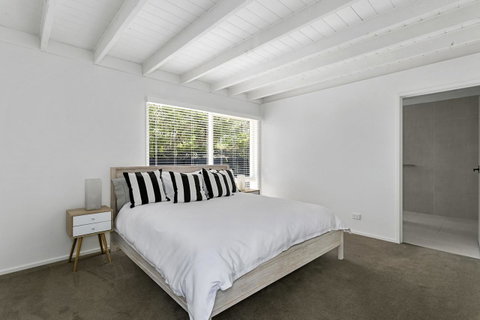 Oasis On Grange - VIC Tourism 11