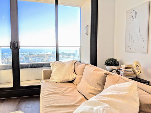 Homestay Ocean View With Gym Sauna - VIC Tourism 9