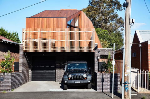 Richmond Â· 3 Level Architecturally Designed Richmond House - VIC Tourism 15