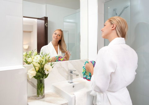 Crowne Plaza Melbourne Carlton, An IHG Hotel - VIC Tourism 36