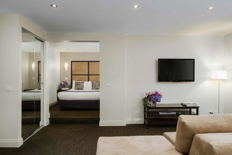 Crowne Plaza Melbourne Carlton, An IHG Hotel - VIC Tourism 12
