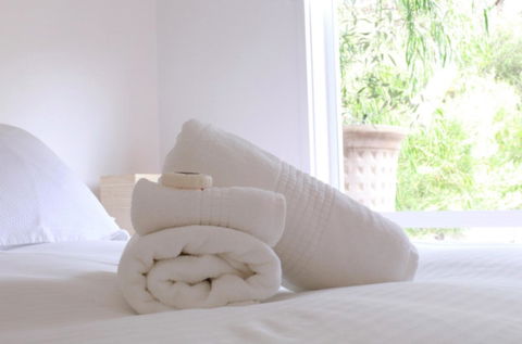 Capella Villa No. 4 - Stunning Luxury Decor Inside And Out - VIC Tourism 13