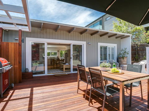 Capella Villa No. 4 - Stunning Luxury Decor Inside And Out - VIC Tourism 8