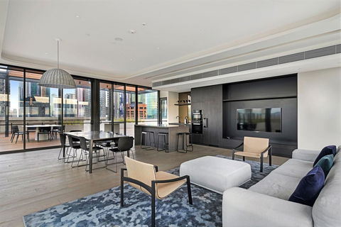 The Eminence Apartments By CLLIX - VIC Tourism 3