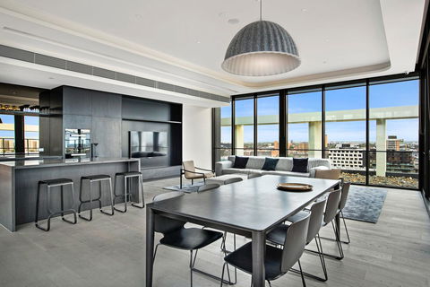 The Eminence Apartments By CLLIX - VIC Tourism 2