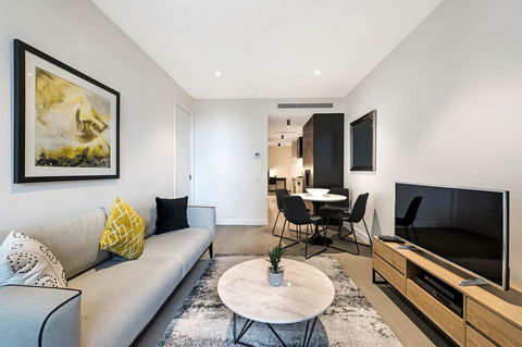 The Eminence Apartments By CLLIX - VIC Tourism 10
