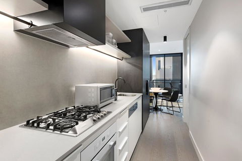 The Eminence Apartments By CLLIX - VIC Tourism 13