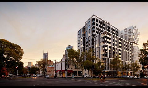 The Eminence Apartments By CLLIX - VIC Tourism 1