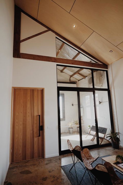 THE WAREHOUSE APARTMENTS - VIC Tourism 15