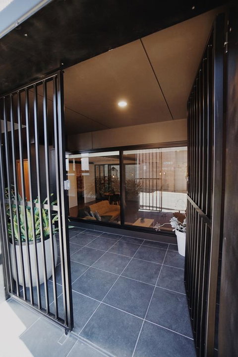 THE WAREHOUSE APARTMENTS - VIC Tourism 4