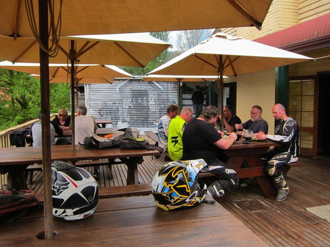 The Harrietville Snowline Hotel - VIC Tourism 34