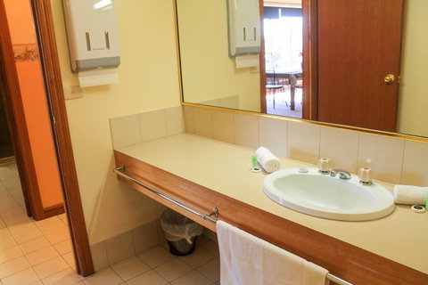 St Georges Motor Inn - VIC Tourism 23