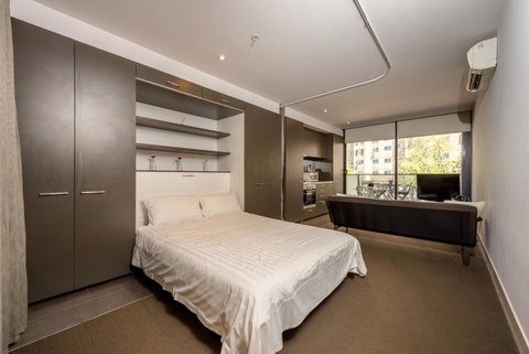 Amazing Accommodations : South Yarra - VIC Tourism 18