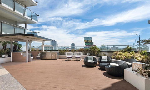 Breathtaking View Apartment With Gym & Sauna - VIC Tourism 2