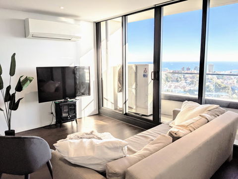 Breathtaking View Apartment With Gym & Sauna - VIC Tourism 16
