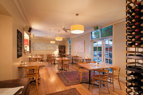 Athelstane House - VIC Tourism 10