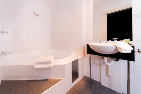 Athelstane House - VIC Tourism 20