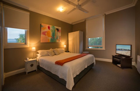 Athelstane House - VIC Tourism 27