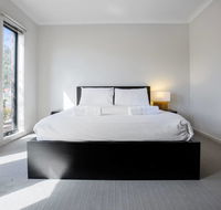 Point Cook Home with a Lovely View in Salt Water - VIC Tourism
