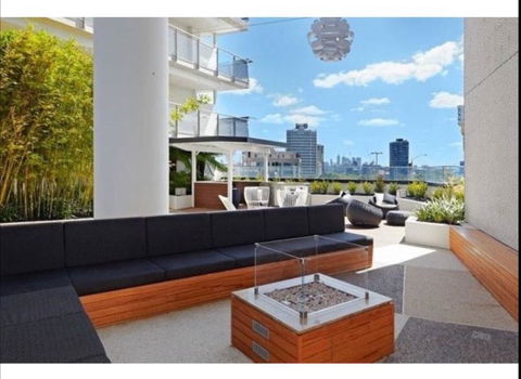 3 Saint Kilda Road - VIC Tourism 2