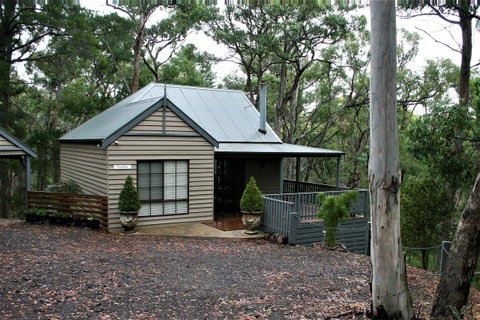Tangenong Cottages - VIC Tourism 15