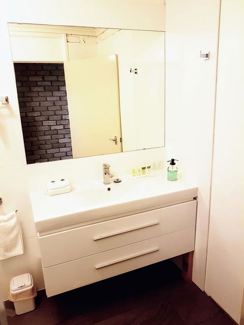 Tropicana Motor Inn - VIC Tourism 24
