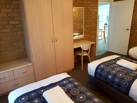 Tropicana Motor Inn - VIC Tourism 29