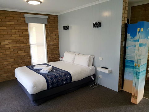 Tropicana Motor Inn - VIC Tourism 35