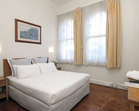 Hotel Claremont Guest House - VIC Tourism 29