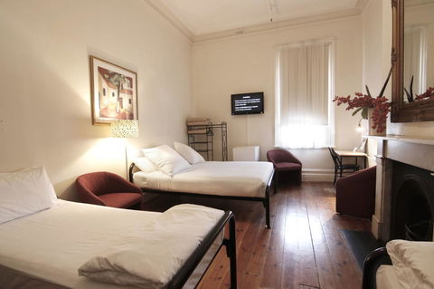 Hotel Claremont Guest House - VIC Tourism 28