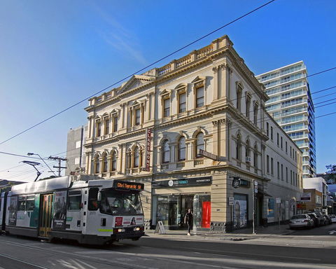 Hotel Claremont Guest House - VIC Tourism 24