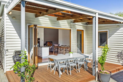 Central Bendigo Cottage, Walk To Everywhere!! - VIC Tourism 2