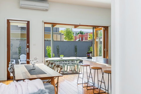 Central Bendigo Cottage, Walk To Everywhere!! - VIC Tourism 8