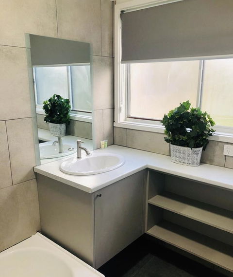 Kanasta Caravan Park - VIC Tourism 5