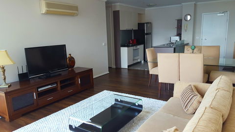 Apartment 88 - VIC Tourism 16