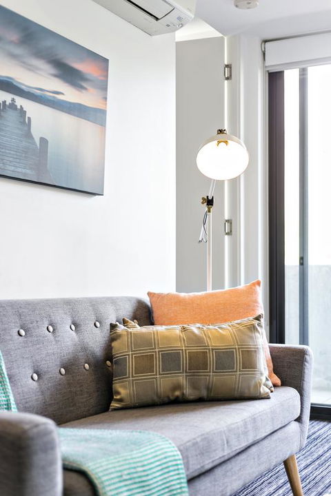Complete Host Halo Apartments - VIC Tourism 10