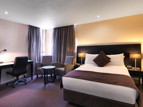 Hotel Grand Chancellor Melbourne - VIC Tourism 11