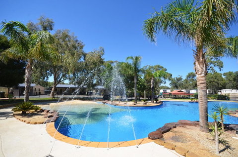 Tasman Holiday Parks - Merool On The Murray - VIC Tourism 9