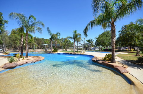 Tasman Holiday Parks - Merool On The Murray - VIC Tourism 4