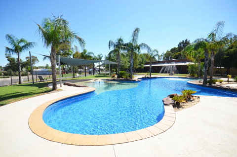 Tasman Holiday Parks - Merool On The Murray - VIC Tourism 40
