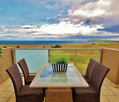 Arcadia Phillip Island - VIC Tourism 0