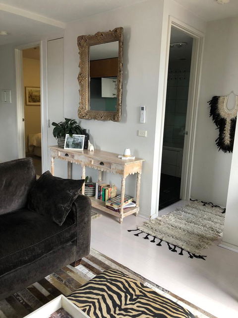 Vibe-Modern 2 Bed Apartment - VIC Tourism 6