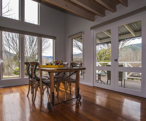 Abbys Cottages Bright - VIC Tourism 17