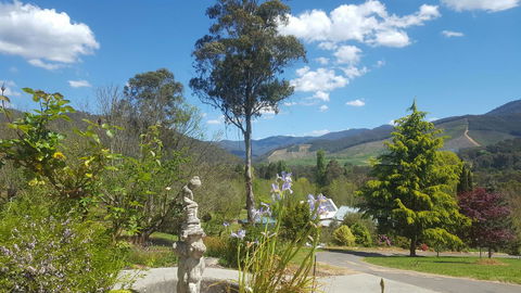 Abbys Cottages Bright - VIC Tourism 34