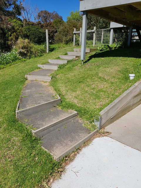 Beach Retreat Apartment Marengo - VIC Tourism 11