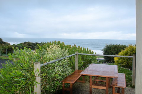5 Whitecrest Great Ocean Road Resort - Ocean Views - VIC Tourism 14