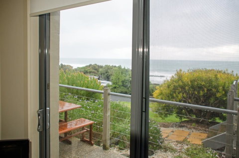 5 Whitecrest Great Ocean Road Resort - Ocean Views - VIC Tourism 16