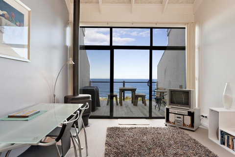 5 Whitecrest Great Ocean Road Resort - Ocean Views - VIC Tourism 6