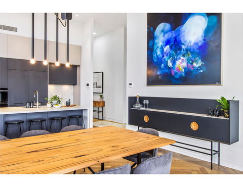 Ultimate Luxury Penthouse From The Block - VIC Tourism 20